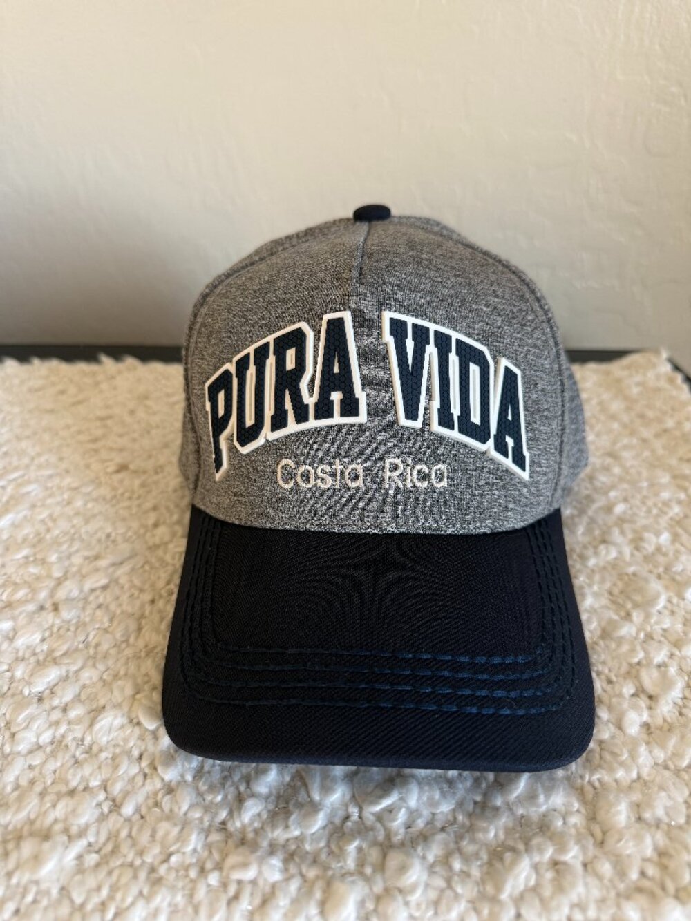 NWT Costa Rica Hat by Robin Ruth